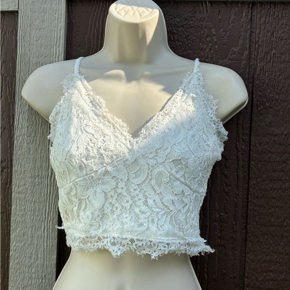🎉2 for $25🎉 POL - Lace Cropped Camisole Top/Bralette in White. NWT! - Picture 6 of 13